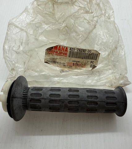YX600 Radian, XV700 Virago Throttle Assembly