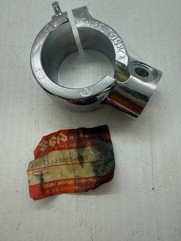 Suzuki Intruder Fr Right Signal Bracket