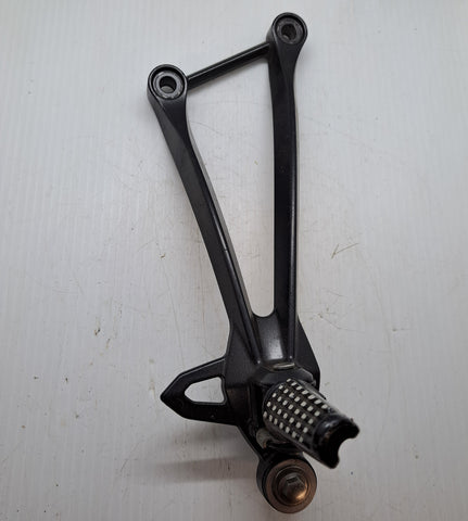 ZX-10R ZX-6R Right Rear Footpeg