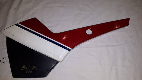 YAMAHA XS400 SECA LEFT SIDE COVER , WHITE AND RED